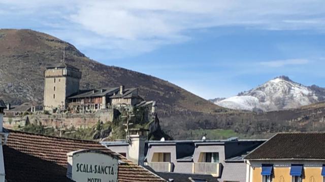 Appartement Loft Rêve Du Soir Lourdes